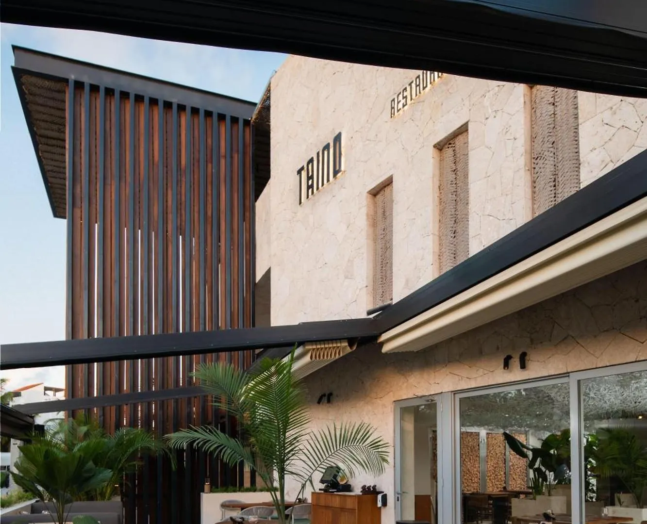 Aventura Studios And Suites - Los Corales Beach - Good Location With Many Restaurants Пунта-Кана