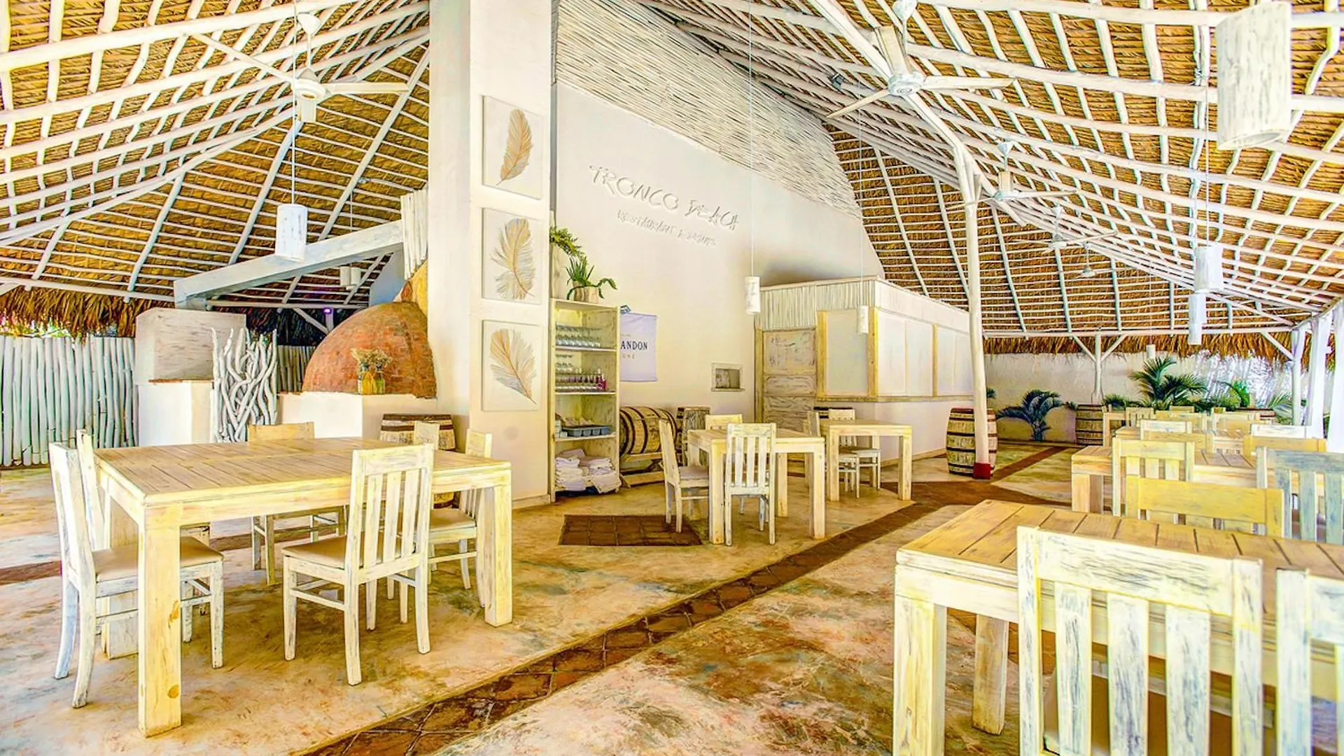 ***** Apartmanhotel Aventura Studios And Suites - Los Corales Beach - Good Location With Many Restaurants Punta Cana Dominikai Köztársaság
